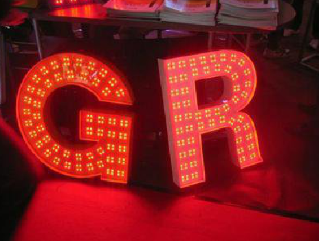 怀远LED发光字常见的安装误区。